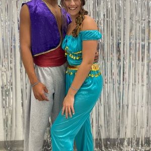 Princess Jasmine two-piece costume AND Aladdin